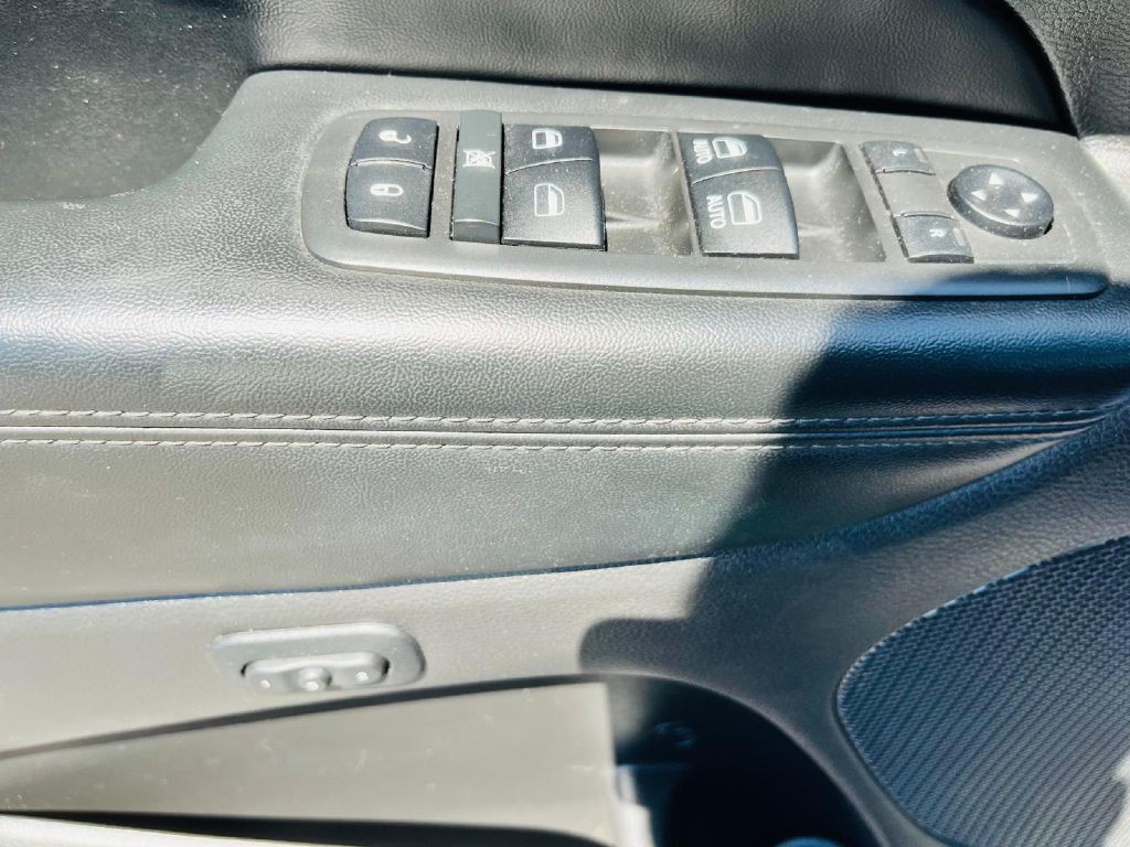 2019 Jeep Grand Cherokee Image 23