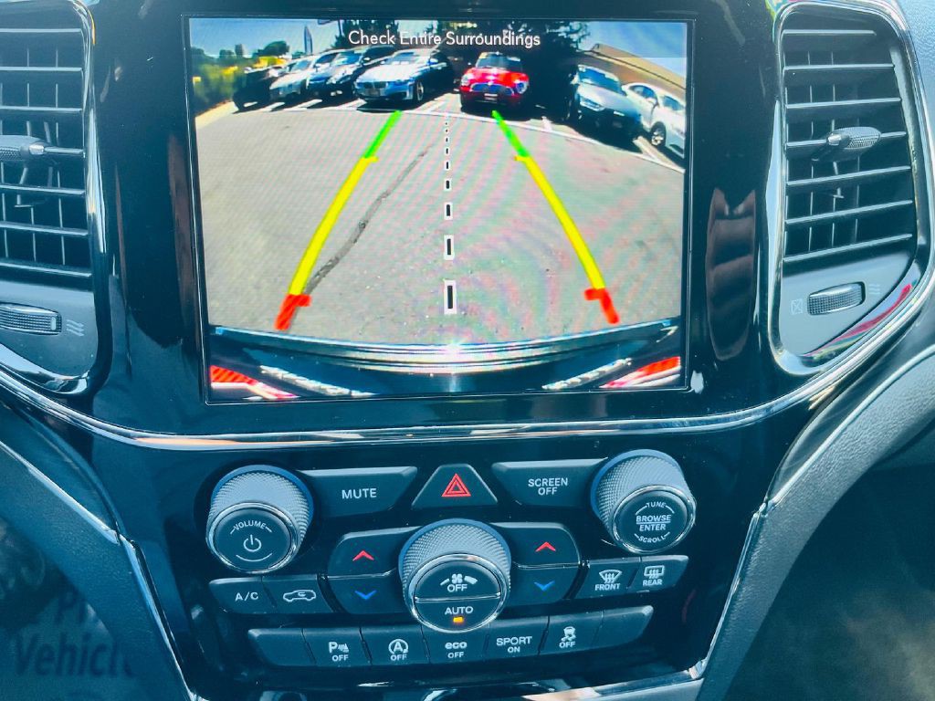 2019 Jeep Grand Cherokee Image 30