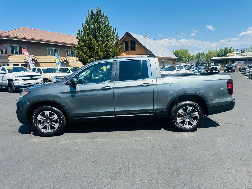 2018 Honda Ridgeline Image 4