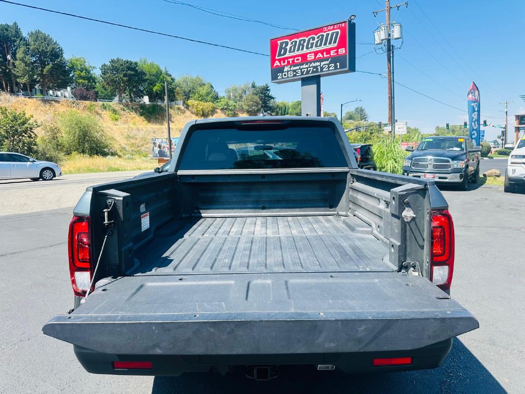 2018 Honda Ridgeline Image 11