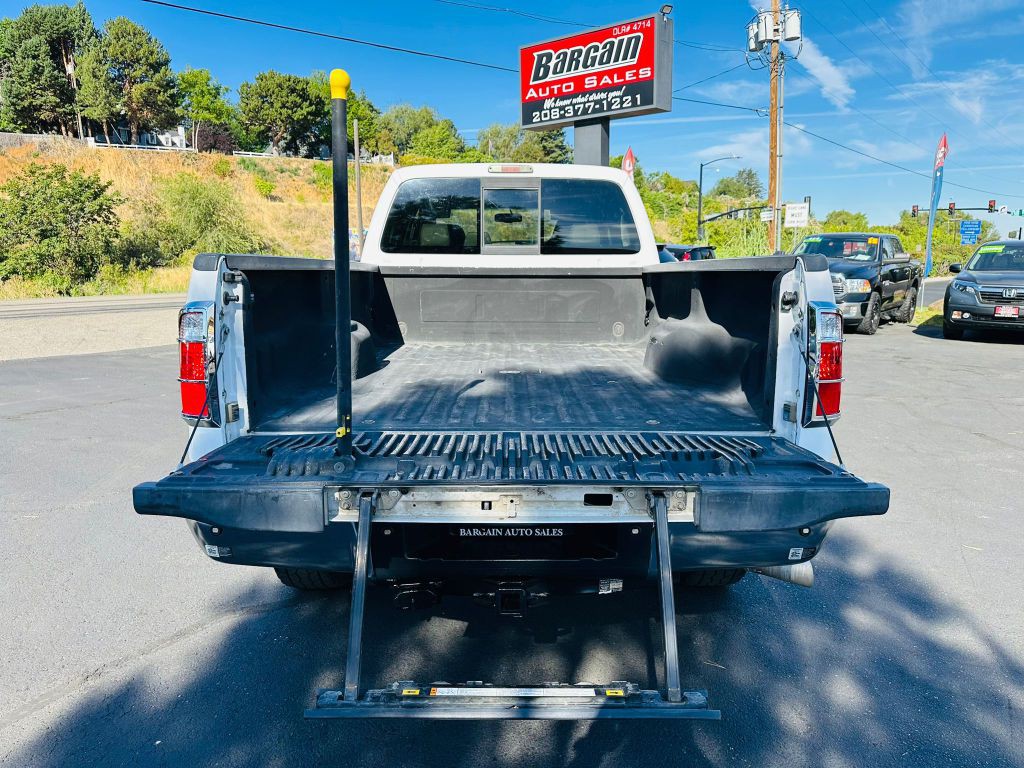 2008 Ford F-350 Image 11