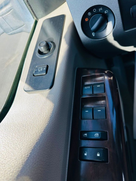 2008 Ford F-350 Image 27