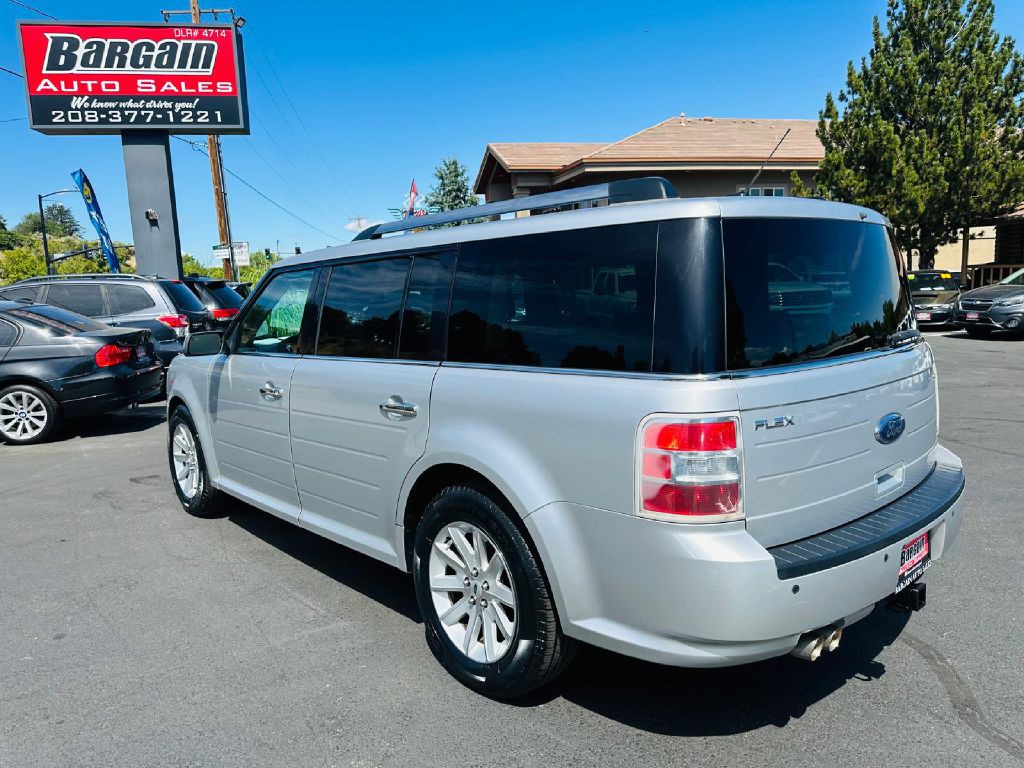 2011 Ford Flex Image 4