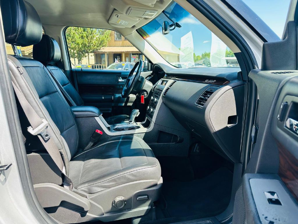 2011 Ford Flex Image 14