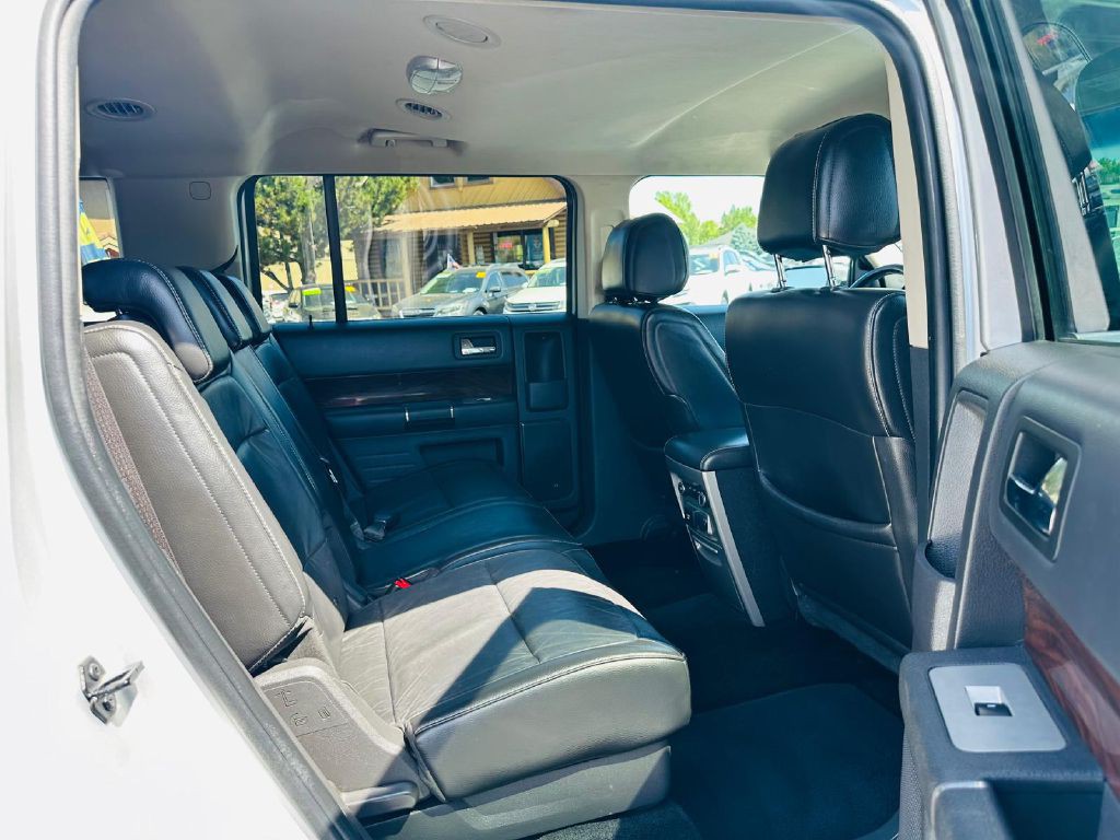 2011 Ford Flex Image 15