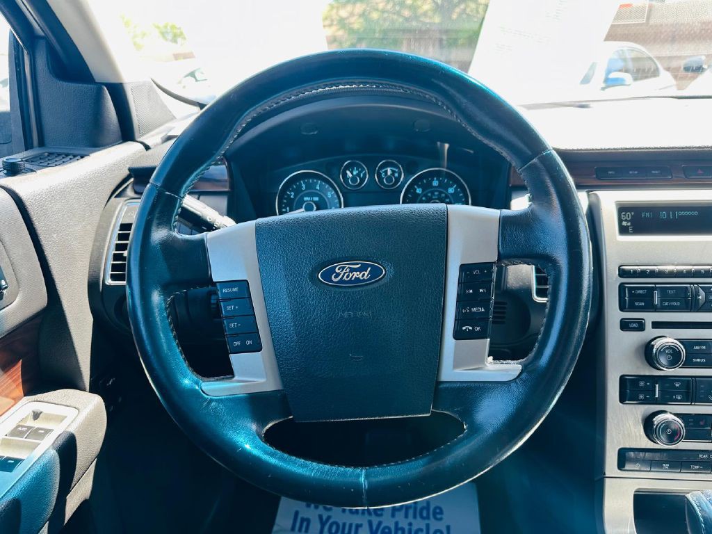 2011 Ford Flex Image 20