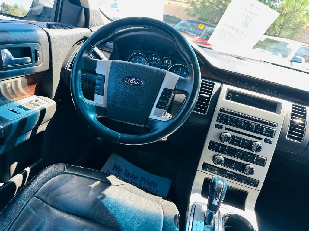 2011 Ford Flex Image 21