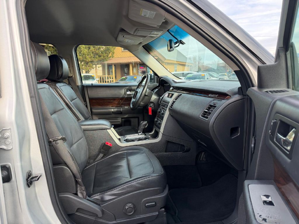 2011 Ford Flex Image 15