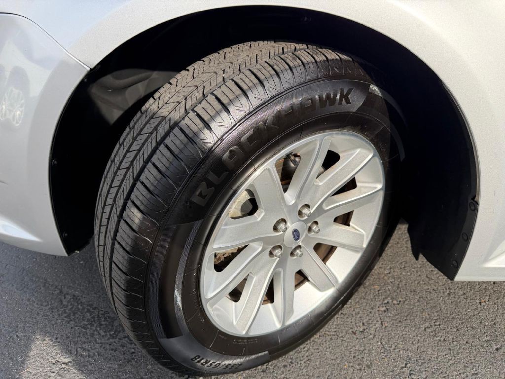 2011 Ford Flex Image 34