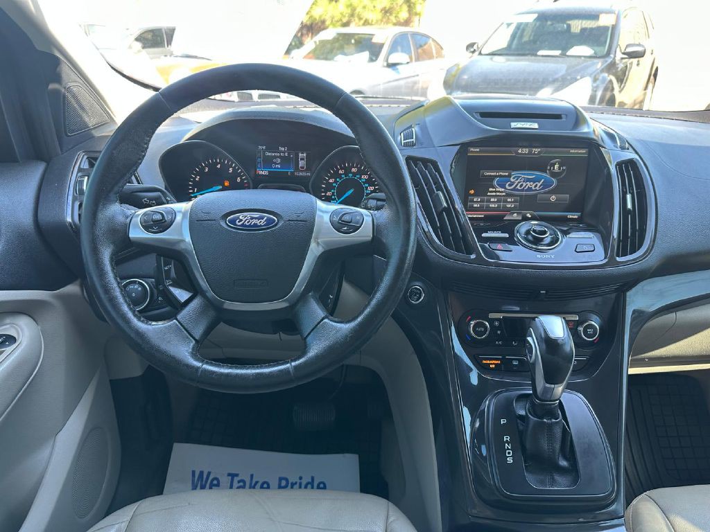 2015 Ford Escape Image 17