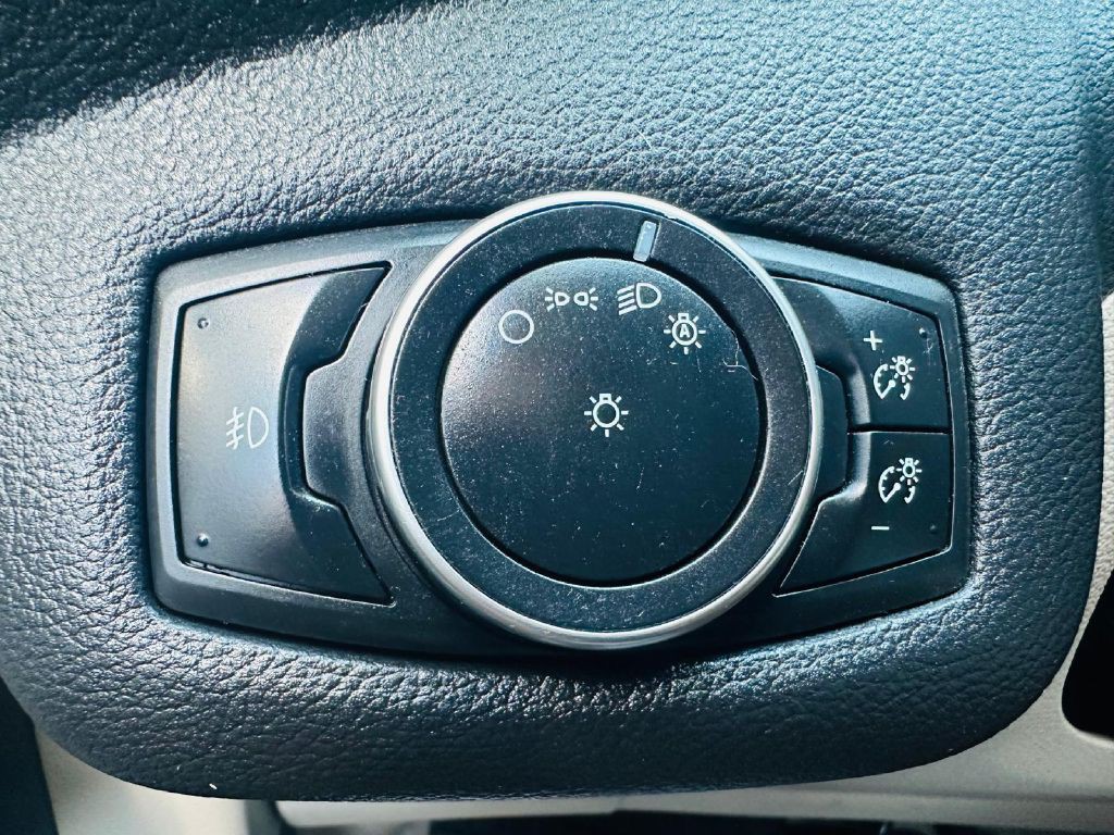 2015 Ford Escape Image 27