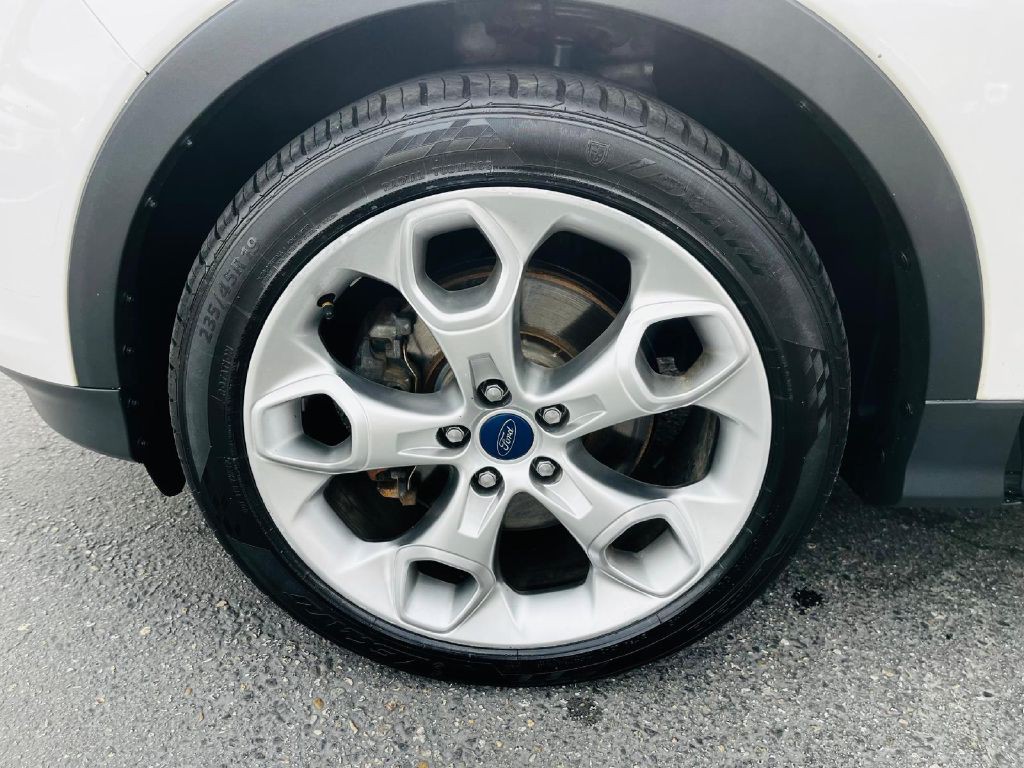 2015 Ford Escape Image 31