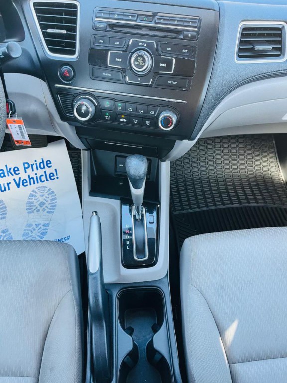 2015 Honda Civic Image 19