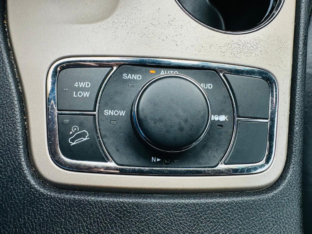 2014 Jeep Grand Cherokee Image 23