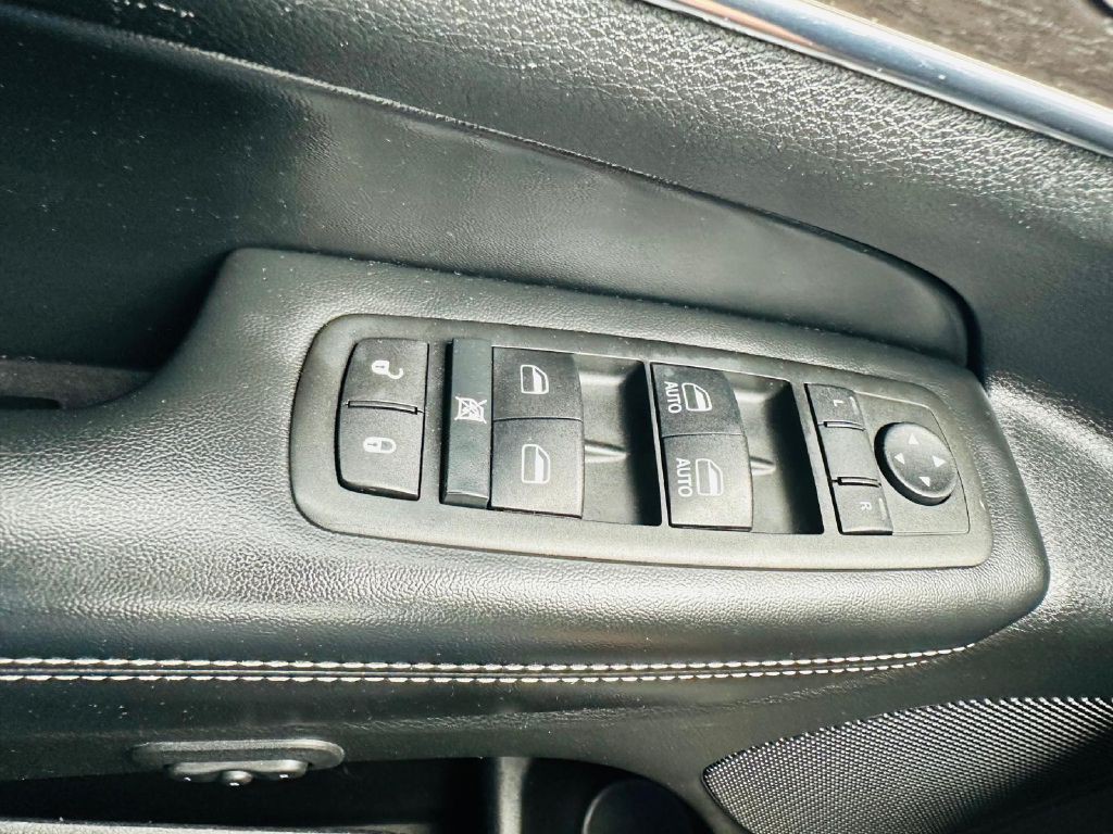 2014 Jeep Grand Cherokee Image 28