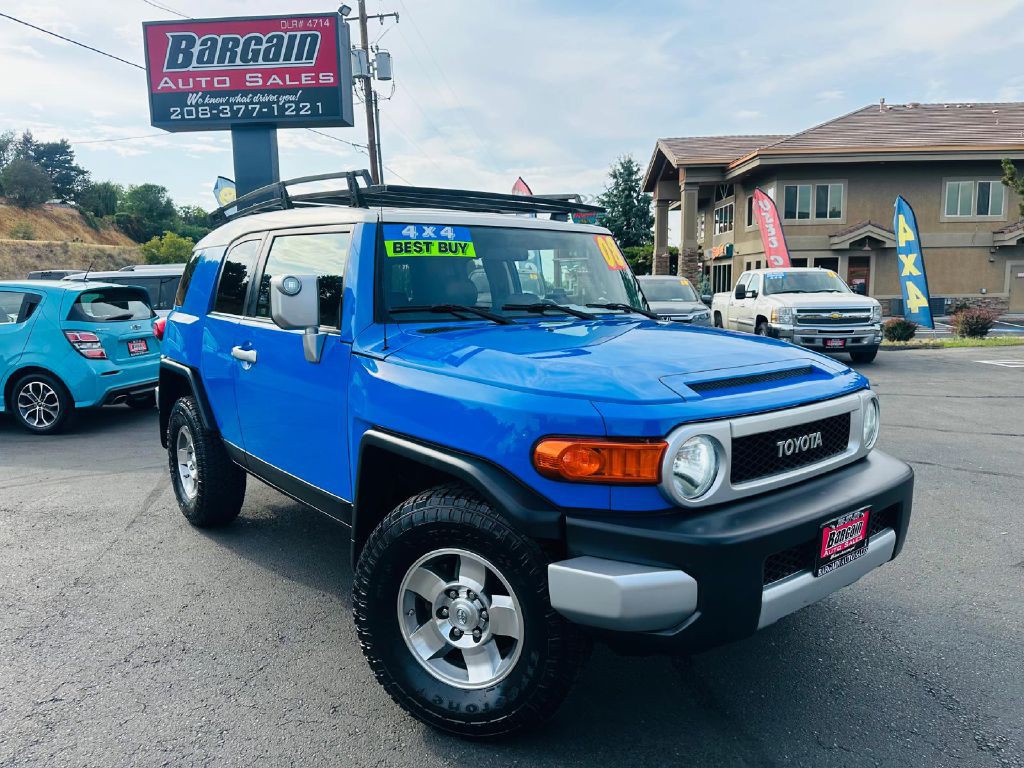 2008 Toyota FJ Cruiser Image 1