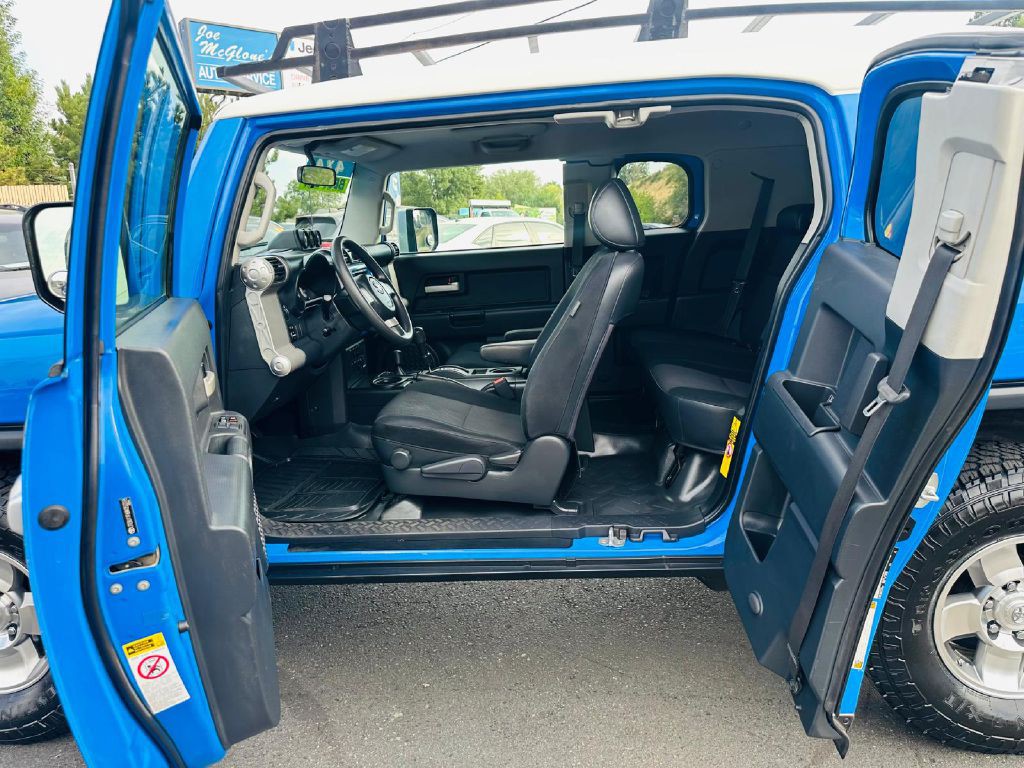 2008 Toyota FJ Cruiser Image 14