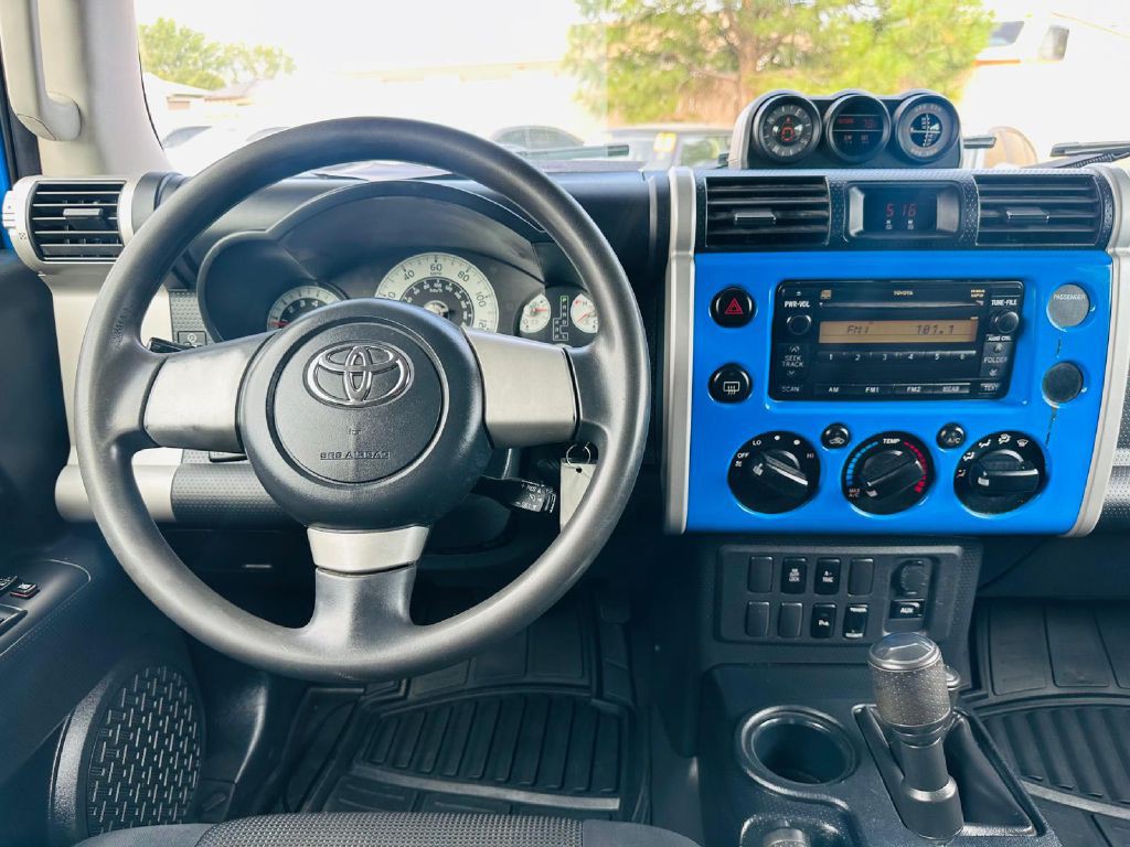 2008 Toyota FJ Cruiser Image 19