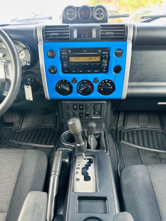 2008 Toyota FJ Cruiser Image 21