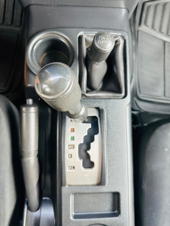 2008 Toyota FJ Cruiser Image 24