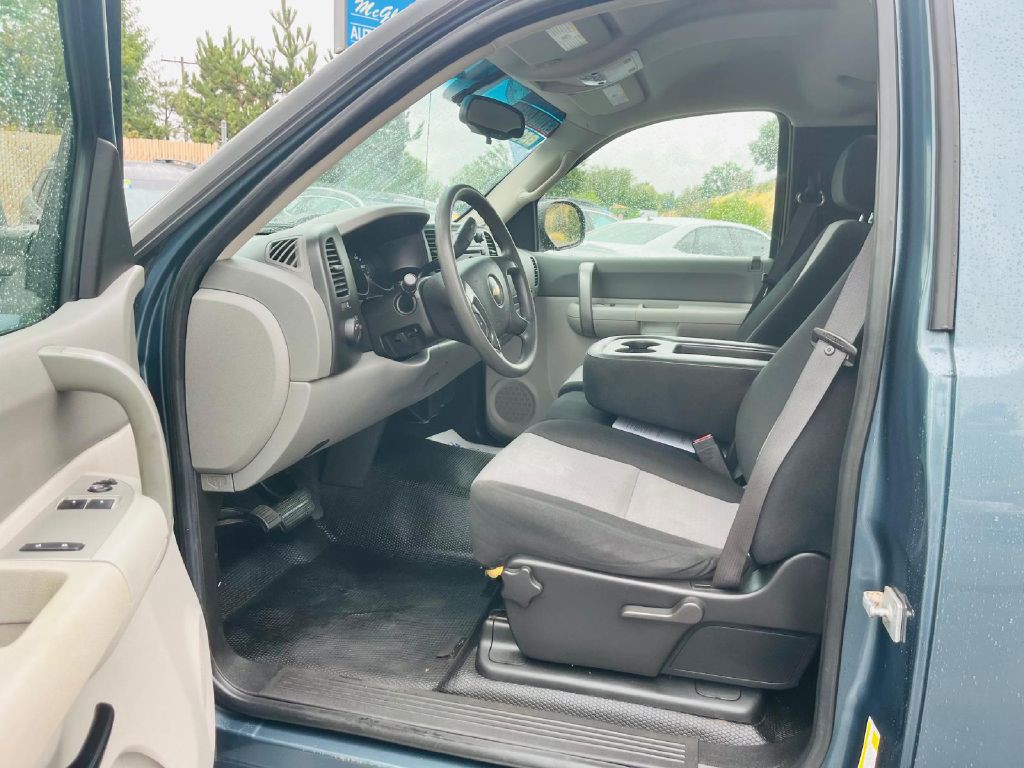 2008 Chevrolet Silverado 1500 Image 12