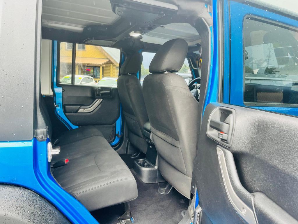 2015 Jeep Wrangler Unlimited Image 15