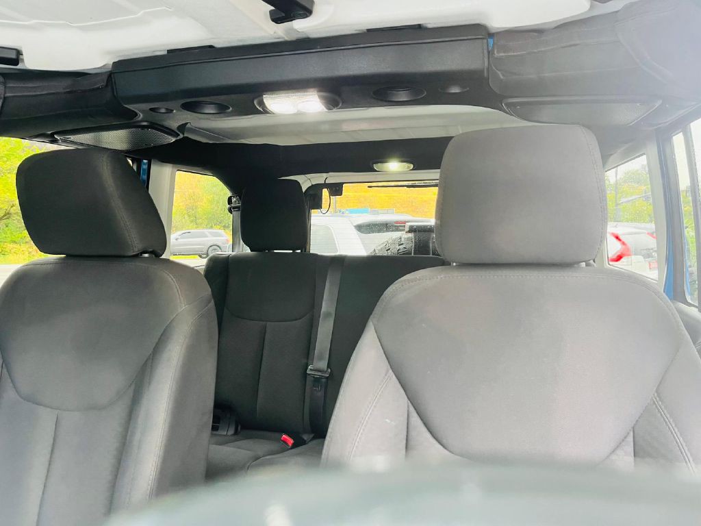 2015 Jeep Wrangler Unlimited Image 27