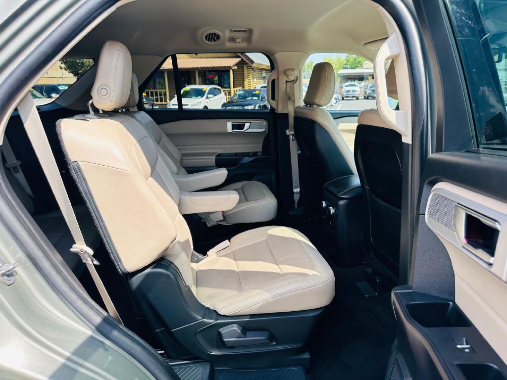 2020 Ford Explorer Image 16