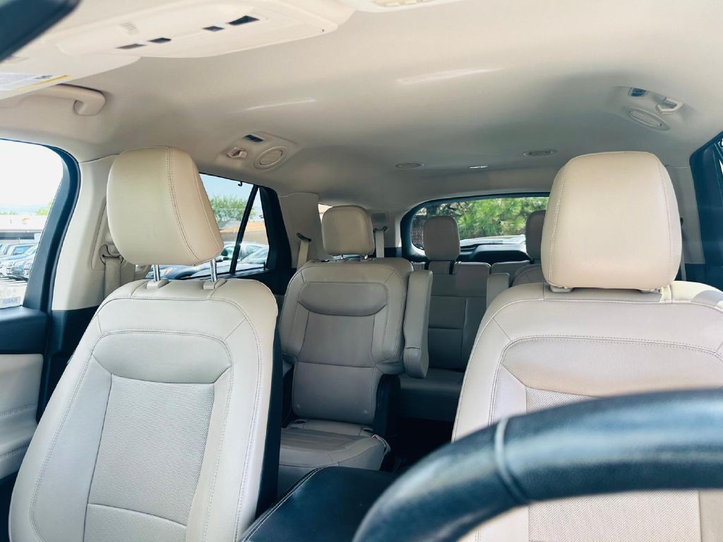 2020 Ford Explorer Image 30