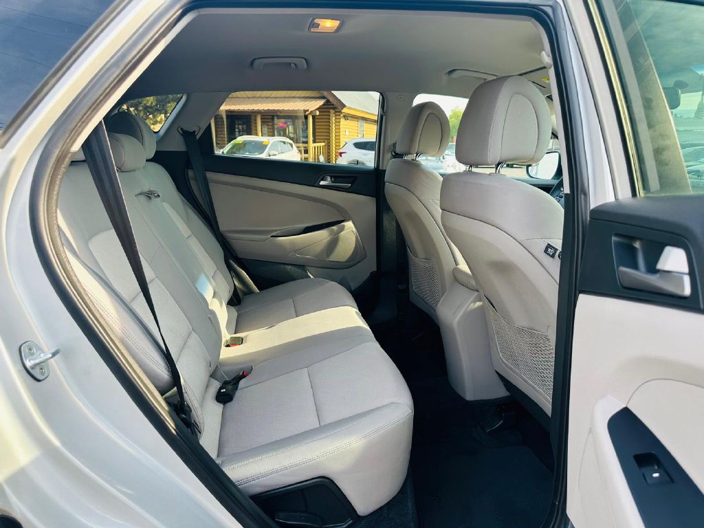 2017 Hyundai Tucson Image 15