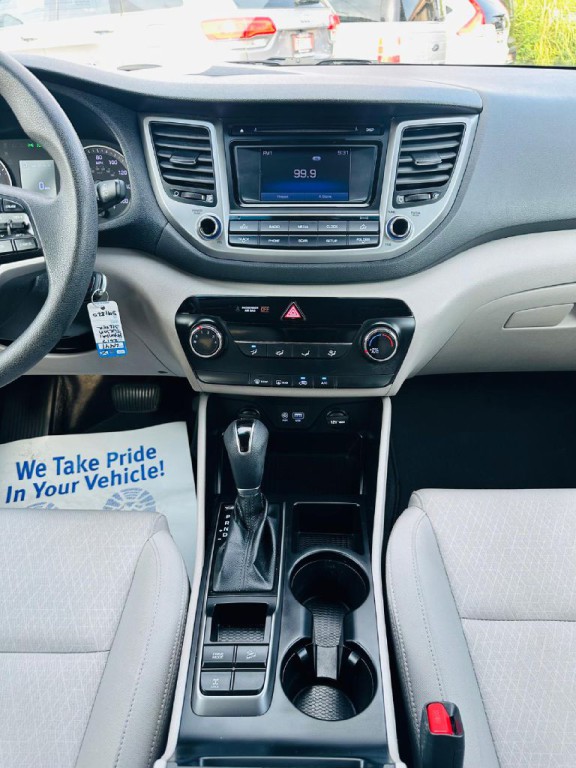 2017 Hyundai Tucson Image 19
