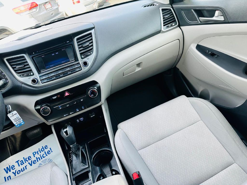 2017 Hyundai Tucson Image 21