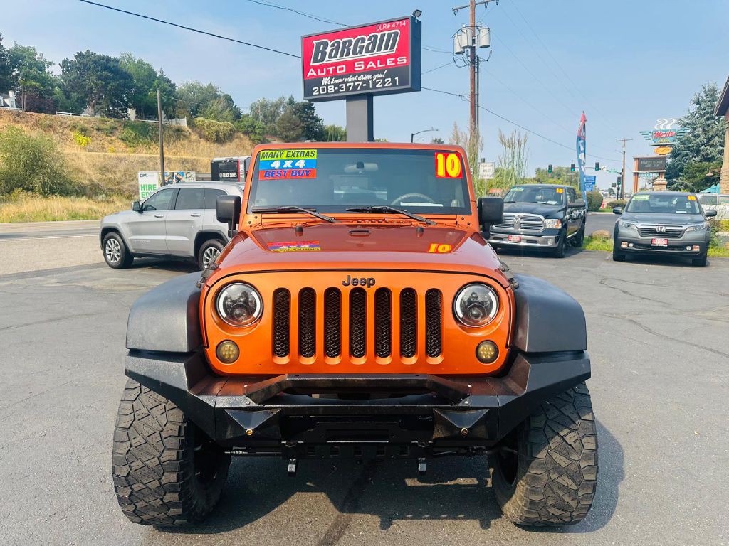 2010 Jeep Wrangler Unlimited Image 2