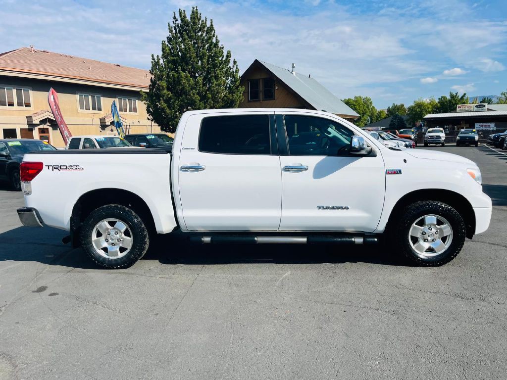 2013 Toyota Tundra Image 8