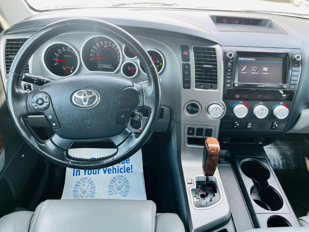 2013 Toyota Tundra Image 17