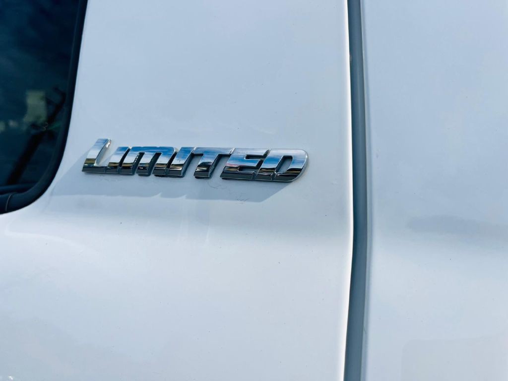 2013 Toyota Tundra Image 22