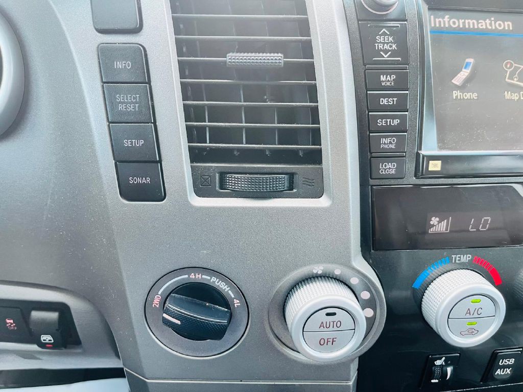 2013 Toyota Tundra Image 27