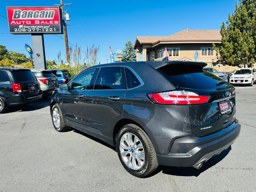 2019 Ford Edge Image 5