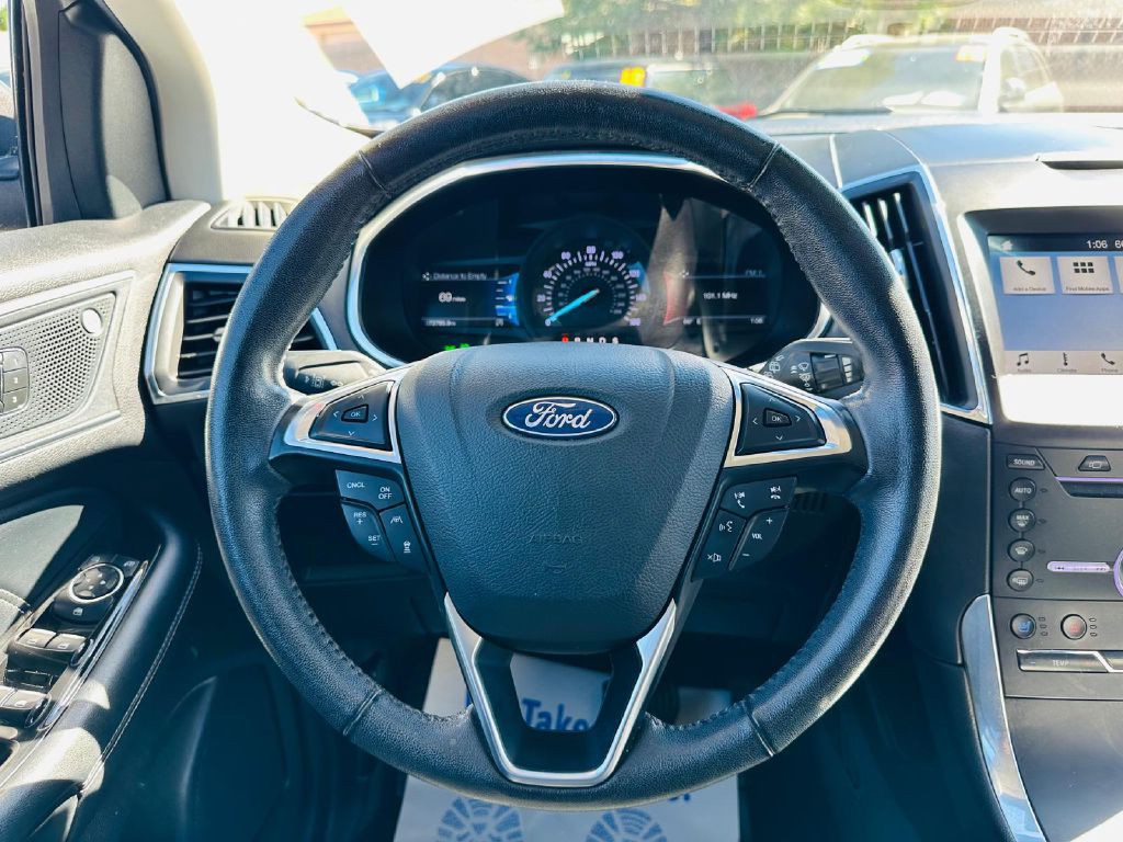 2019 Ford Edge Image 18