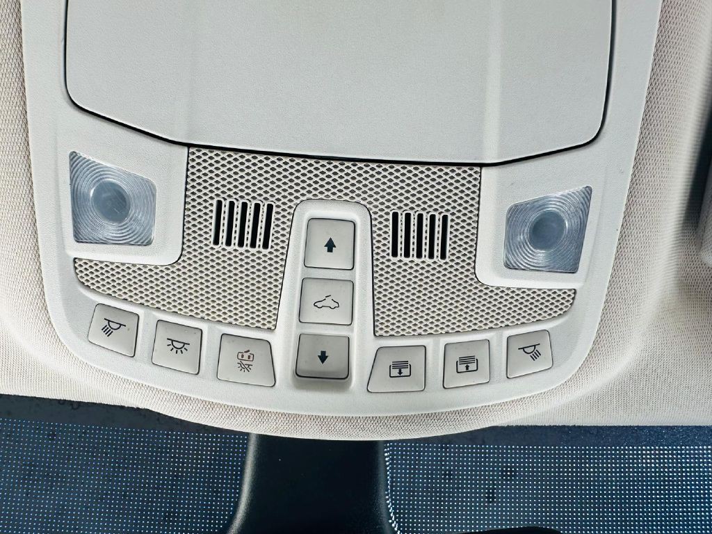 2019 Ford Edge Image 28