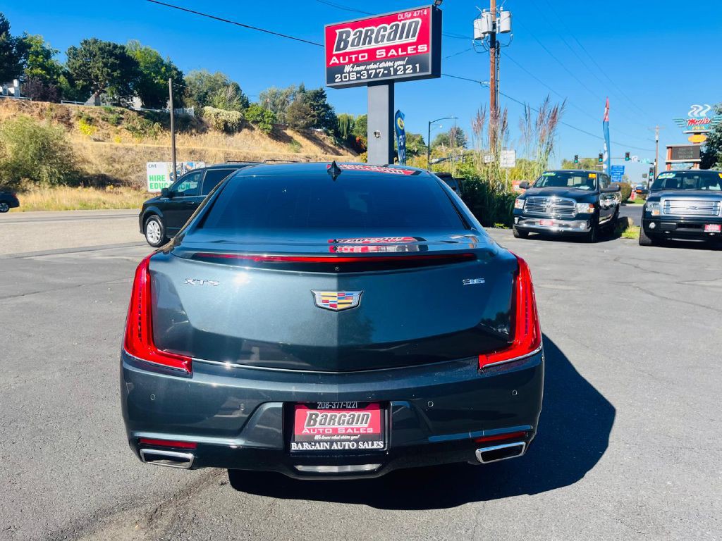 2018 Cadillac XTS Image 6