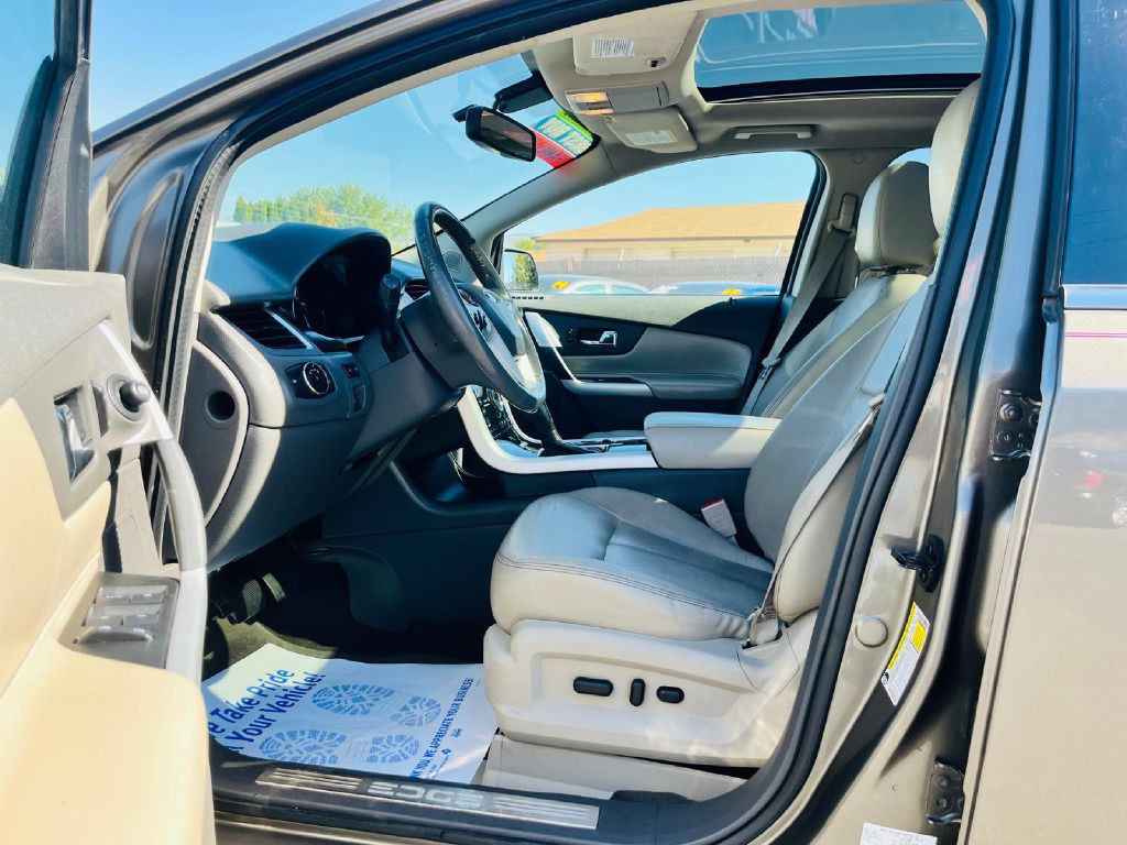 2013 Ford Edge Image 12