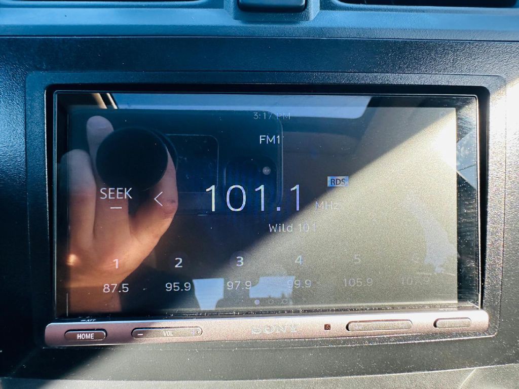 2011 Honda CR-V Image 24