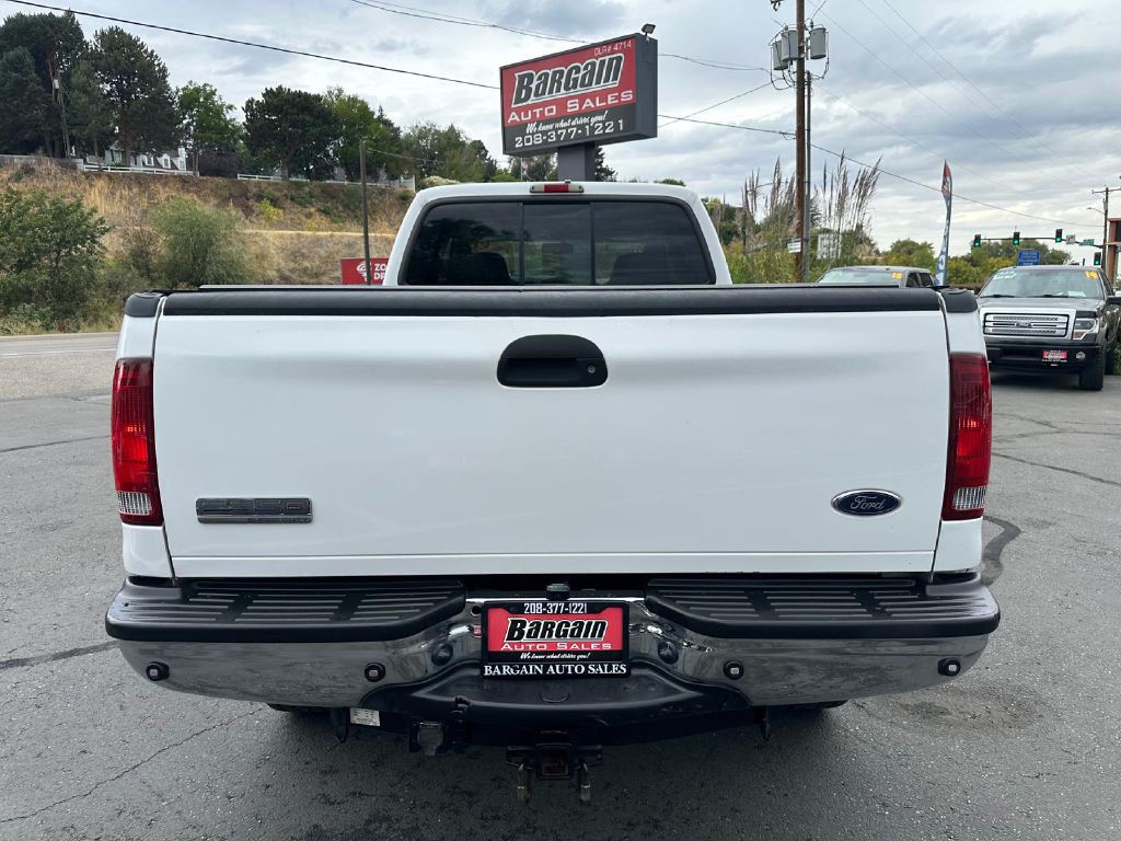 2006 Ford F-350 Image 6