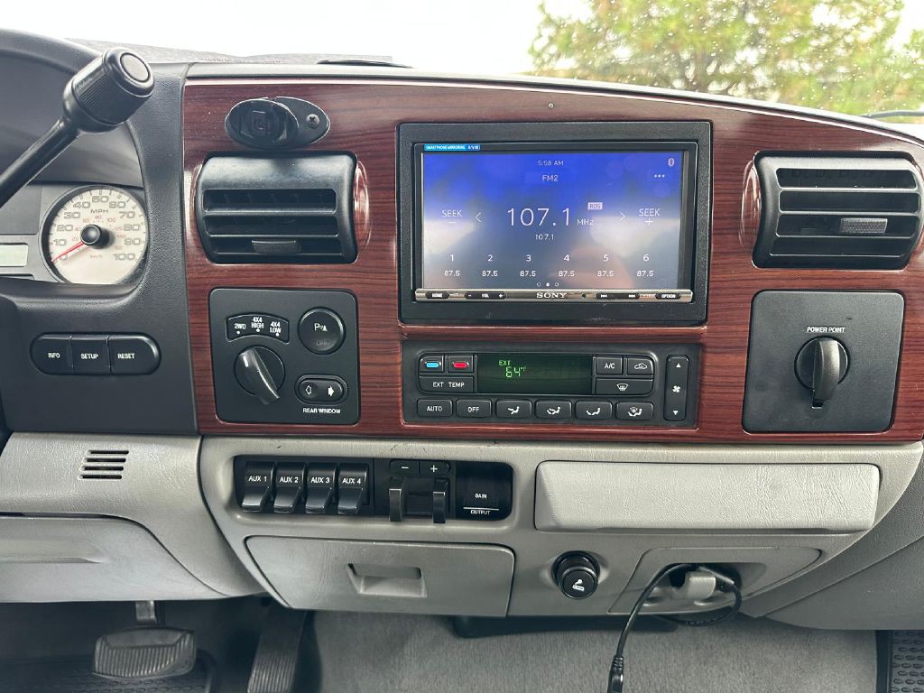 2006 Ford F-350 Image 19