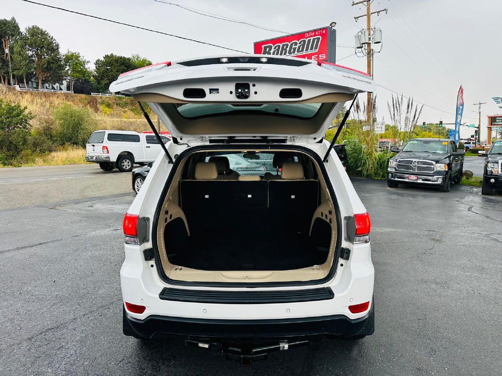 2018 Jeep Grand Cherokee Image 11