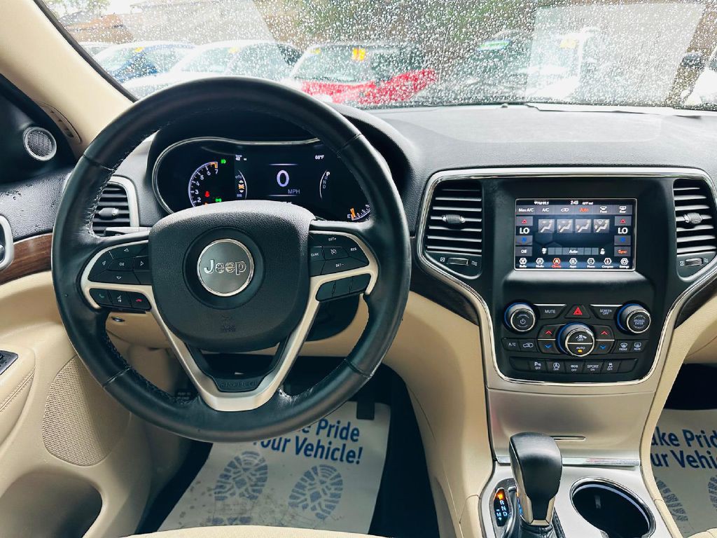 2018 Jeep Grand Cherokee Image 17