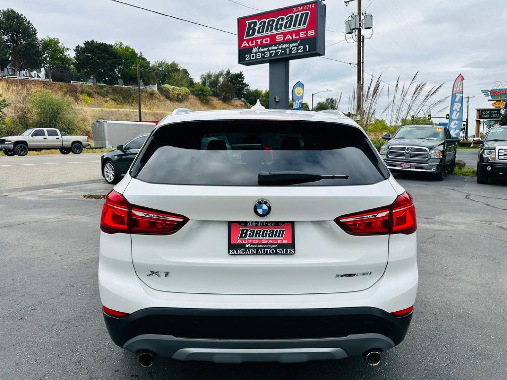 2018 BMW X1 Image 6