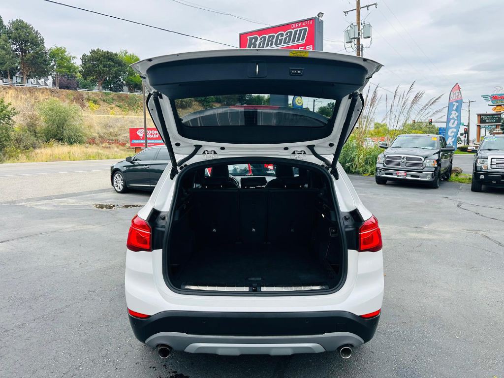 2018 BMW X1 Image 11