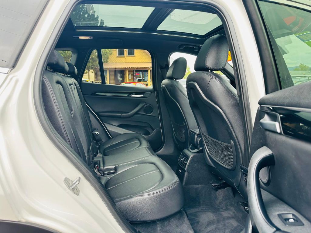 2018 BMW X1 Image 15